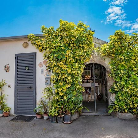 Nives Bed & Breakfast Pompei Exteriér fotografie